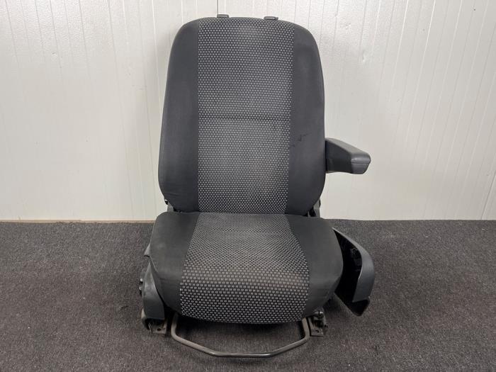 Stoel rechts van een Mercedes Sprinter, Auto-onderdelen, Interieur en Bekleding, Gebruikt, -, -, 3 maanden garantie