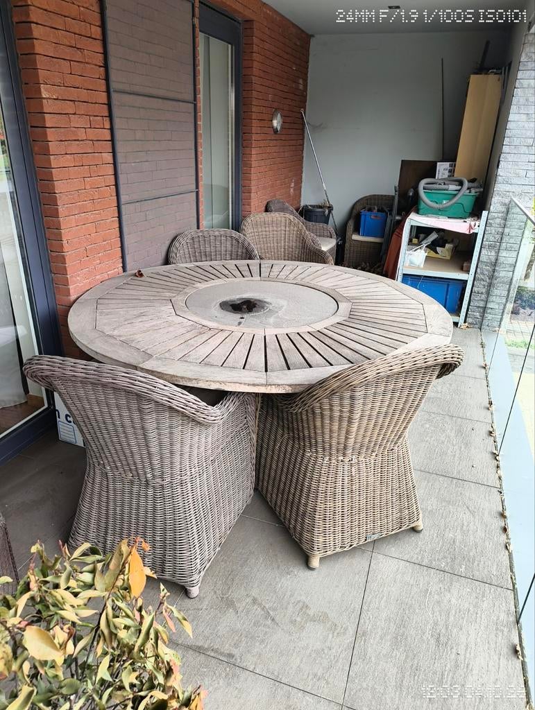 Grote ronde tuintafel met draaischijf, Ophalen, Hout