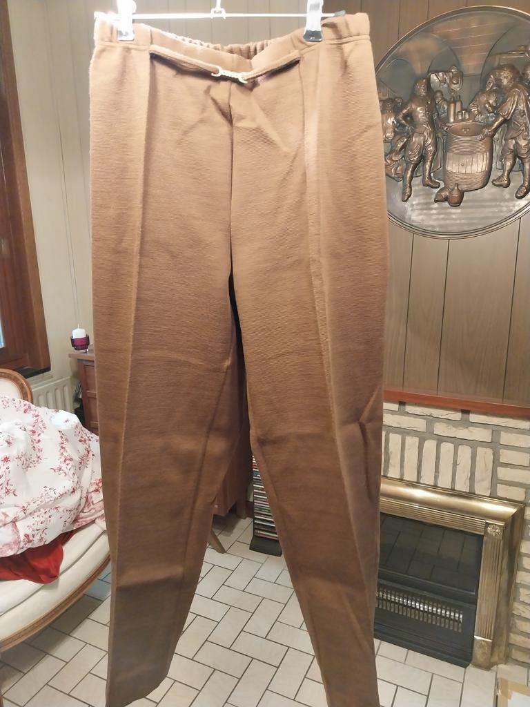 Broeken voor dames, Bruin, Maat 42/44 (L), Ophalen of Verzenden, Zo goed als nieuw