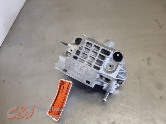 Support moteur d'un Toyota Pro-Ace, -, 3 mois de garantie, Toyota, Utilisé