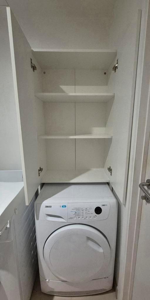 Armoire IKEA NYSJÖN – compacte pour salle de bain, Huis en Inrichting, Badkamer | Badkamermeubels, Ophalen