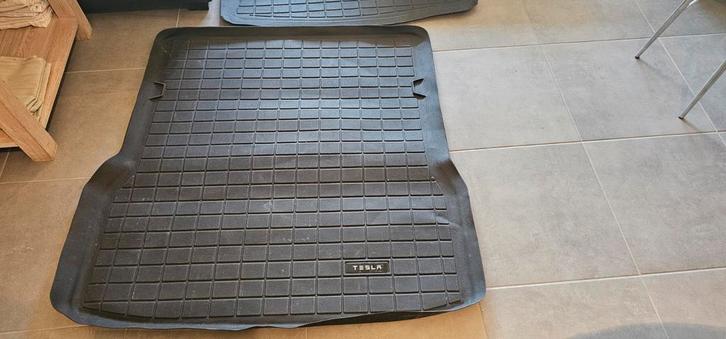 Originele Tesla X sets rubberen kofferbakmatten, Auto diversen, Automatten, Ophalen of Verzenden