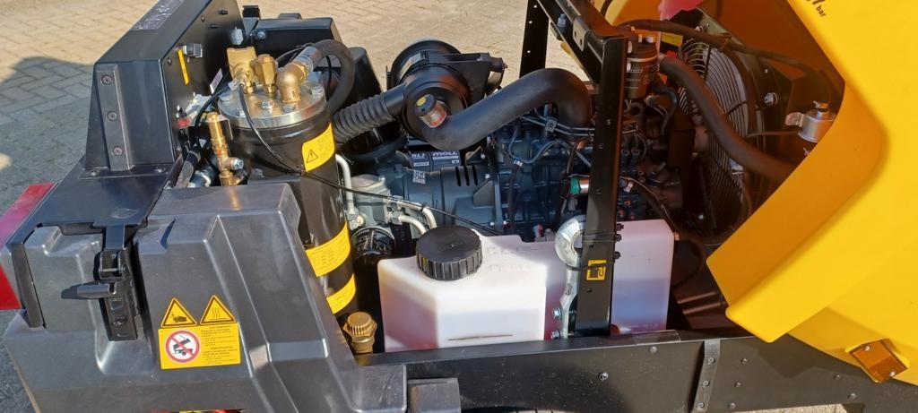 Mobiele compressor met zeer weinig draaiuren, Ophalen