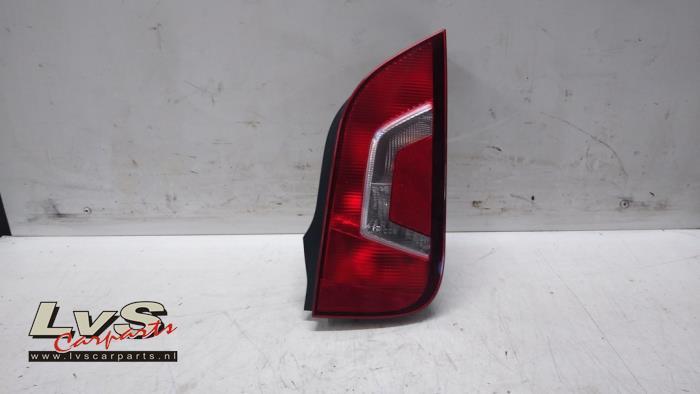 Feu arrière droit d'un Volkswagen UP, Volkswagen, -, 3 mois de garantie, Utilisé