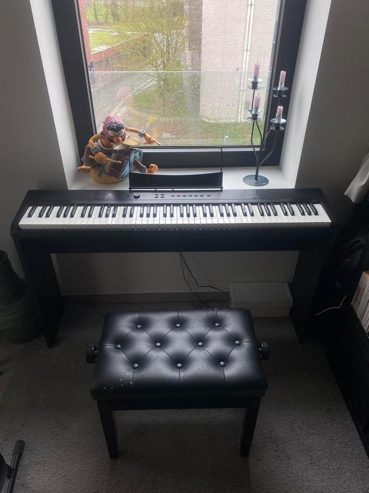 Piano à clavier Fazley FSP-200 avec support et tabouret, Musique & Instruments, Claviers, Comme neuf, 88 touches, Sensitif, Avec pied