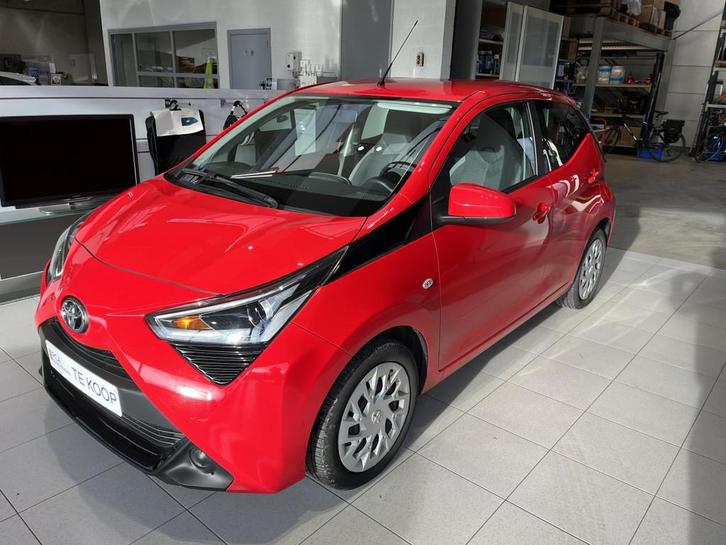 Toyota Aygo COMFORT (bj 2021), Auto's, Toyota, Particulier, Te koop, Aygo, ABS, Achteruitrijcamera, Airbags, Android Auto, Apple Carplay