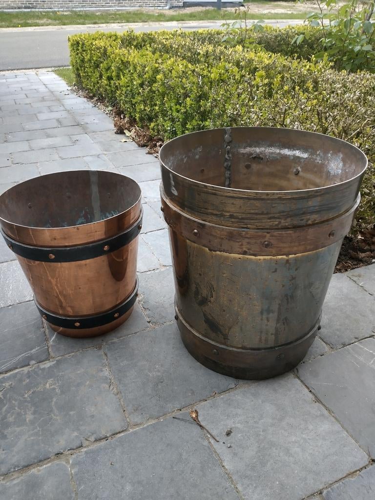 Koperen potten, Ophalen