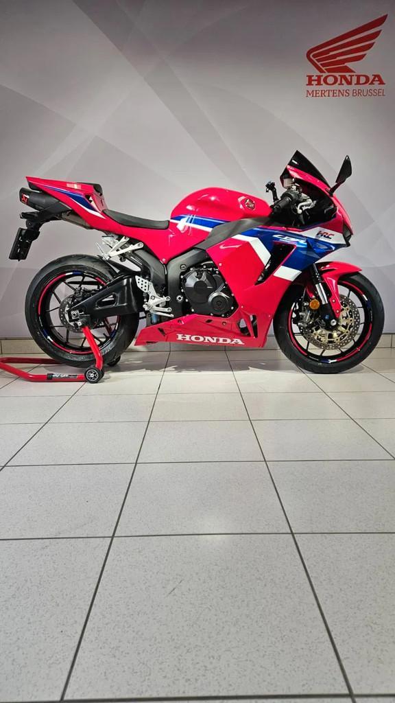 Honda CBR600RR (bj 2024), Motoren, Motoren | Honda, Bedrijf, Super Sport, meer dan 35 kW