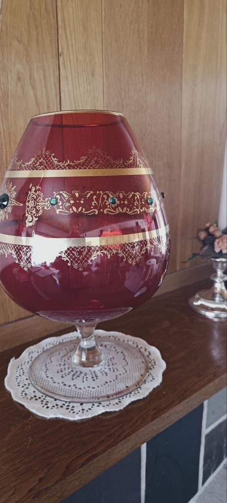 grand vase gobelet vintage en verre rubis,, Enlèvement