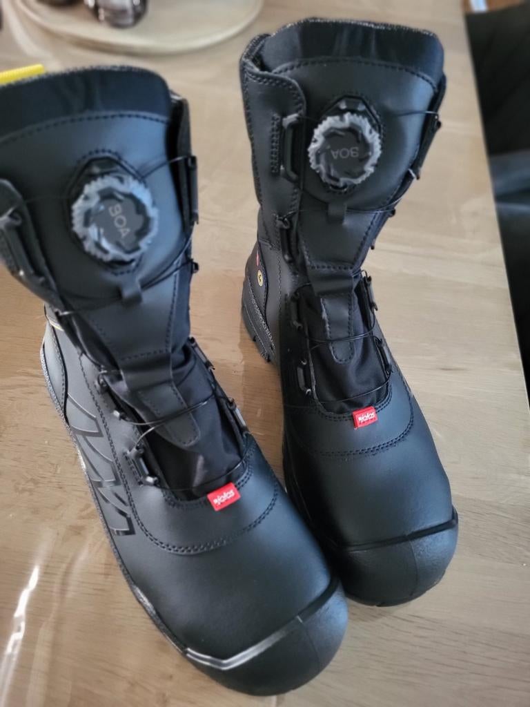 Veiligheidschoenen jalas 43 nieuw.
Model gran premio gp 1508, Vêtements | Hommes, Chaussures, Neuf, Bottes, Enlèvement, Jalas