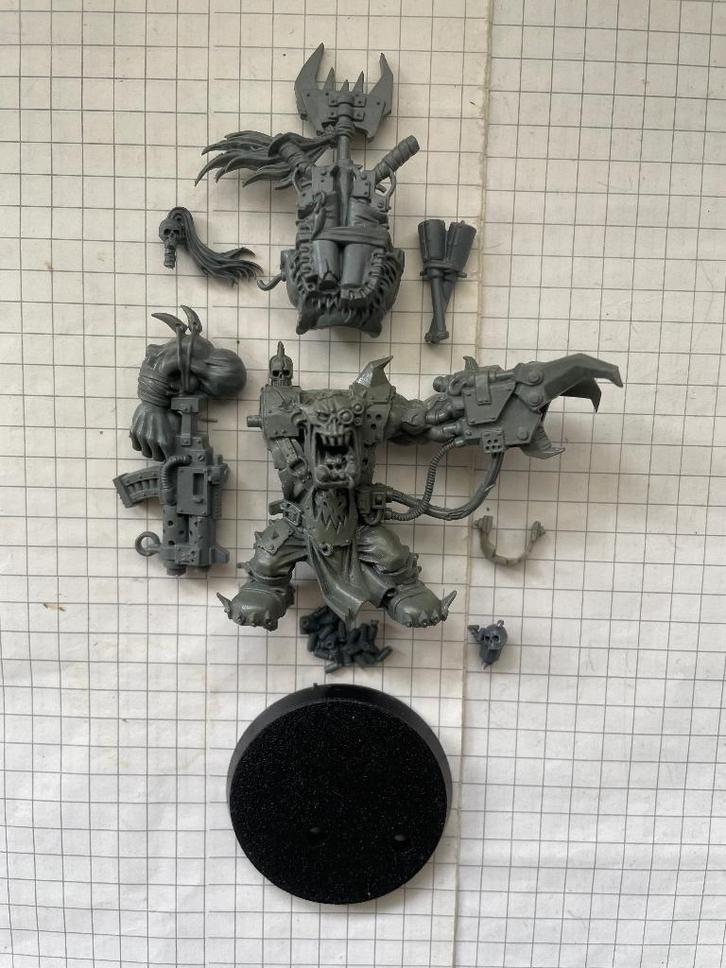 Big Boss/Warboss Ork neuf pour Warhammer 40000/OPR, Hobby & Loisirs créatifs, Wargaming, Neuf, Warhammer 40000, Peint, Enlèvement ou Envoi