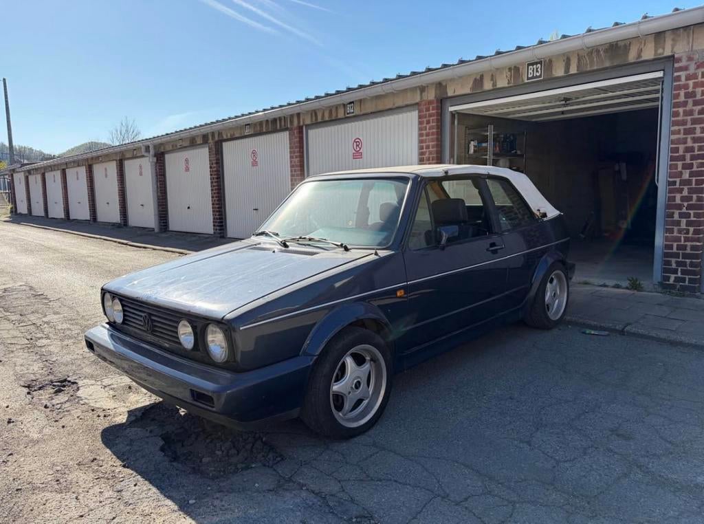 Golf 1 cabriolet à remettre sur route., Autos, Volkswagen, Particulier, Golf, Sièges sport, Essence, Cabriolet, 3 portes, Boîte manuelle