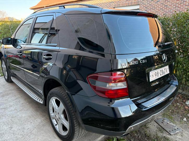 MERCEDES ML320 CDI 2008 export, Autos, Mercedes-Benz, Entreprise, Classe M, Diesel, Euro 4, SUV ou Tout-terrain, 5 portes, Automatique