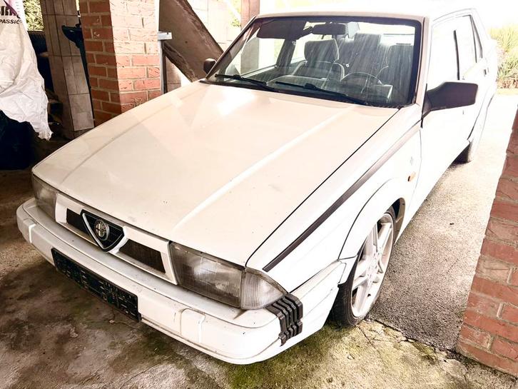 Vend alfa Romeo 75 2.0 twin spark kit America Année 1988, Autos, Alfa Romeo, Particulier, Verrouillage central, Vitres électriques