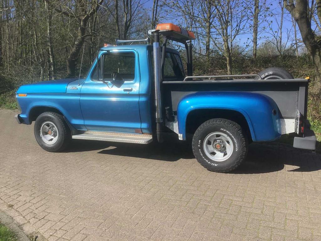1977 Ford F 100 Oldtimer, Bedrijf, Benzine, Te koop, Ford
