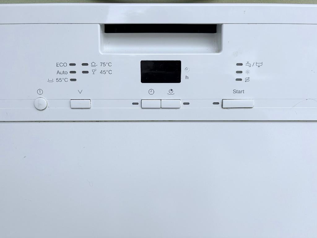 Vaatwasser Miele, Ophalen, Gebruikt, Vrijstaand, Energieklasse A of zuiniger