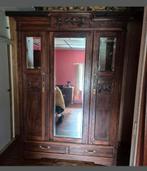 Kleerkast met spiegel, Ophalen