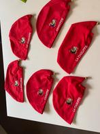 6 nieuwe rode kaboutermutsen met belletje, Ophalen of Verzenden, Zo goed als nieuw