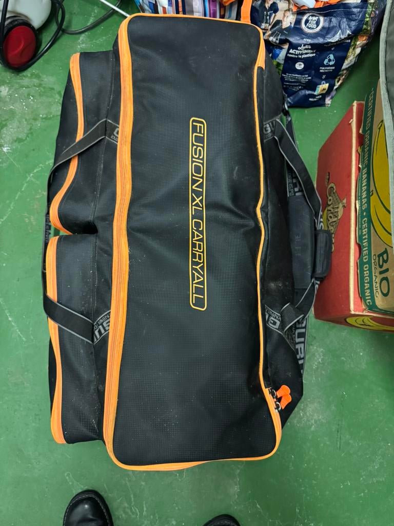 Feeder en karpermateriaal nieuw guru, Watersport en Boten, Ophalen, Zo goed als nieuw