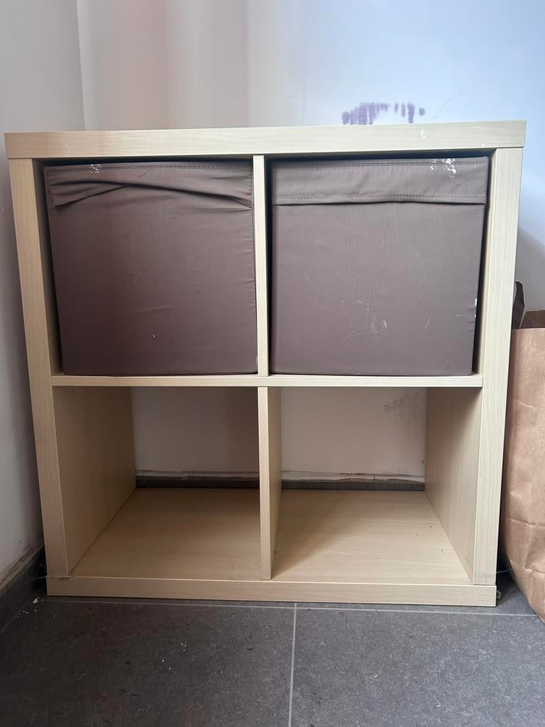 Kallax kast, Enlèvement, Utilisé