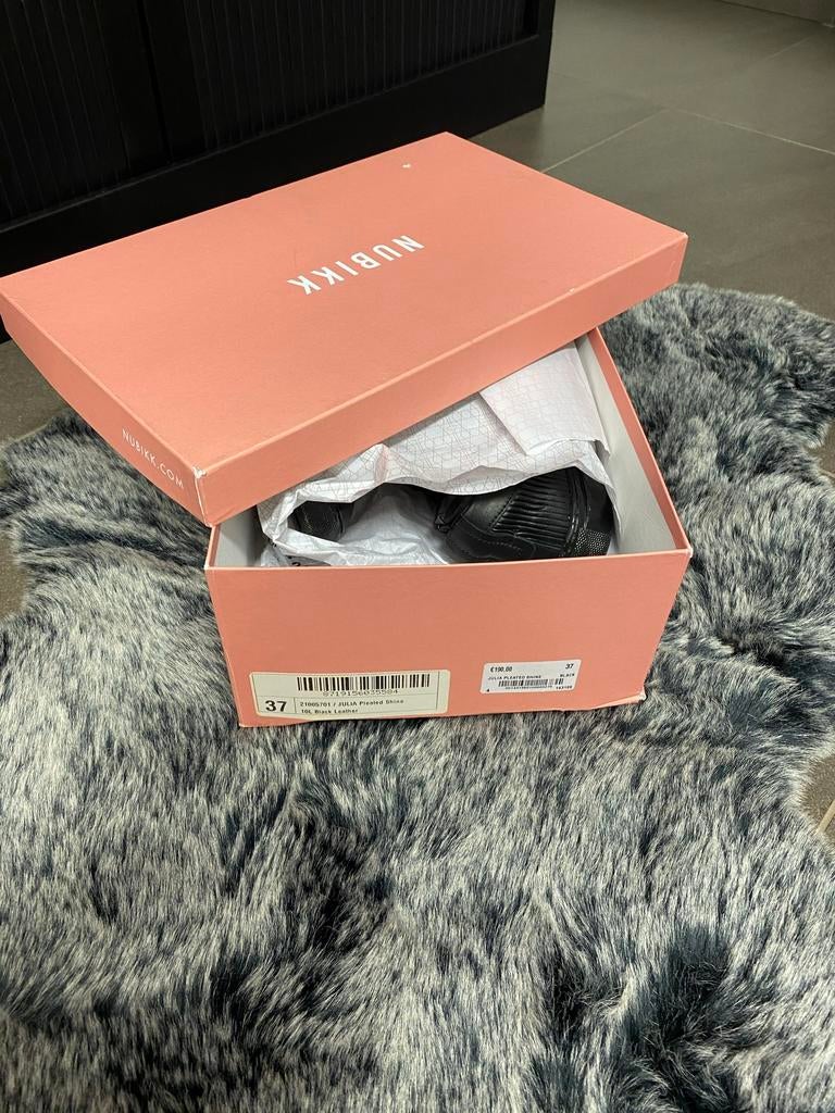 Sneakers dames 37, Enfants & Bébés, Vêtements de bébé | Chaussures & Chaussettes, Enlèvement, Comme neuf