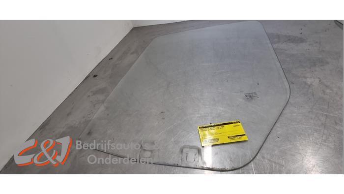 Vitre portière 4portes avant gauche d'un Mercedes Sprinter, Autos : Pièces & Accessoires, Vitres & Accessoires, Mercedes-Benz