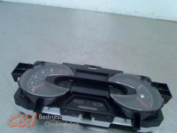 Kilometerteller KM van een Nissan NV300, Gebruikt, -, -, Ophalen of Verzenden