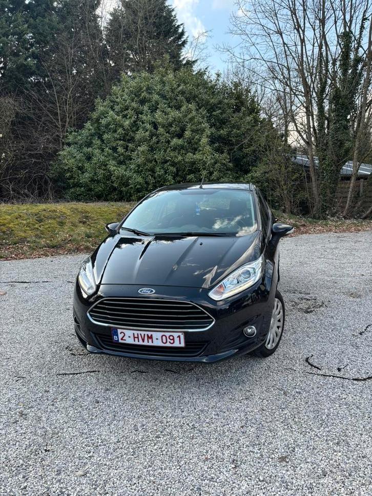 ford fiesta, Autos, Ford, Particulier, Fiësta, ABS, Essence, Euro 6, Hatchback, 5 portes, Boîte manuelle, Noir, Noir, Tissu, Traction avant