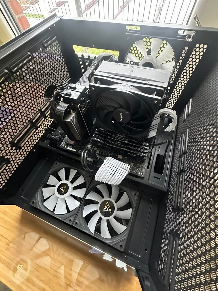 Gaming pc, Games en Spelcomputers, Games | Pc, Zo goed als nieuw, Ophalen