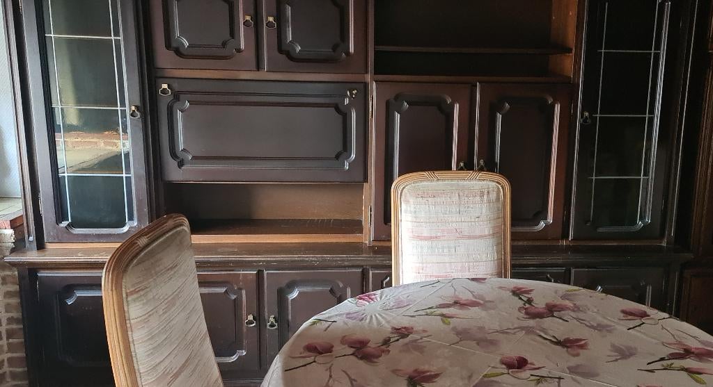 eetplaats, Ophalen, Gebruikt, 4 tot 6 stoelen