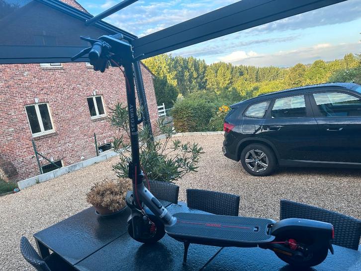 Segway Ninebot F3 PRO eKickscooter, Fietsen en Brommers, Steps, Zo goed als nieuw, Elektrische step (E-scooter), Ophalen