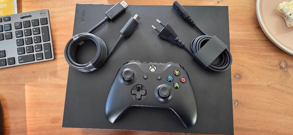 Xbox One X 1TB + controller + 6 games + originele doos, Enlèvement ou Envoi, Utilisé, Autres types, Xbox One