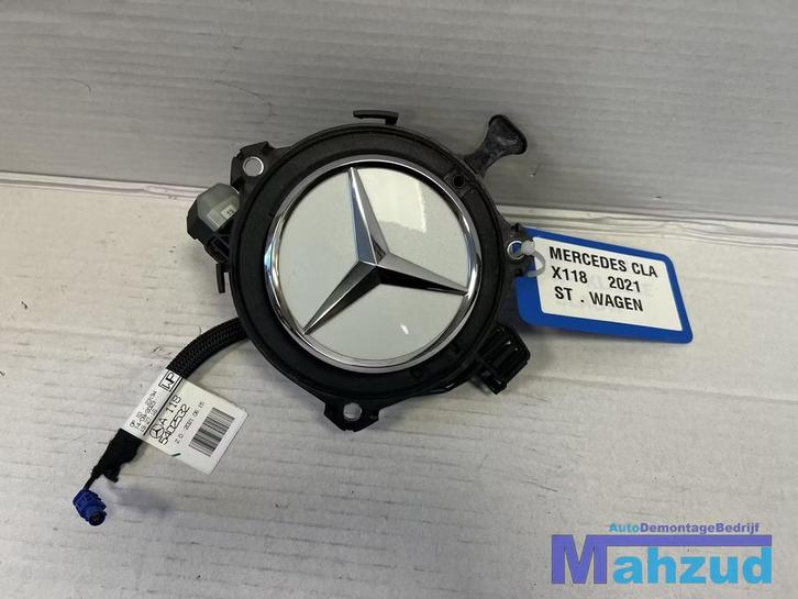 MERCEDES CLA X118 shootingbrake wit Achteruitrij camera 2019, Autos : Pièces & Accessoires, Électronique & Câbles, Mercedes-Benz