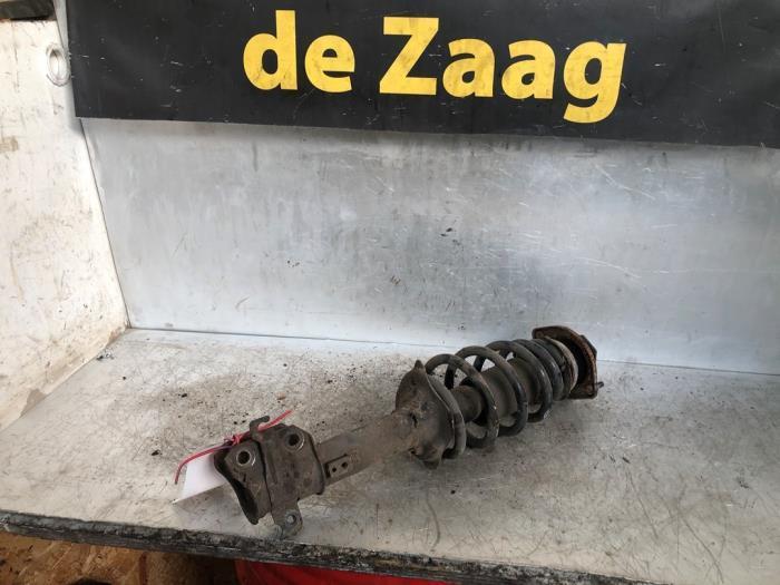 Barre amortisseur avant droit d'un Daihatsu Young RV, Autos : Pièces & Accessoires, Suspension & Châssis, Daihatsu, Utilisé, 3 mois de garantie