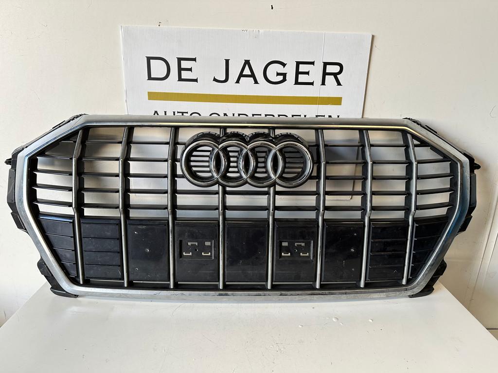 AUDI Q3 83A S-LINE CALANDRE GRILLE CHROME 83A853651, Autos : Pièces & Accessoires, Carrosserie & Tôlerie, AUDI AG, Auto-Union-Strasse 1
85045  Ingolstadt, DE
