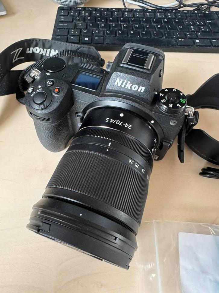 Nikon Z 6II fullframe + 24-70mm + extras (1006 clicks), Audio, Tv en Foto, Fotocamera's Digitaal, Zo goed als nieuw, Nikon, Ophalen
