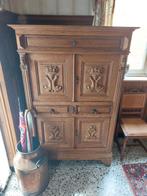 Antieke houten kast, Enlèvement