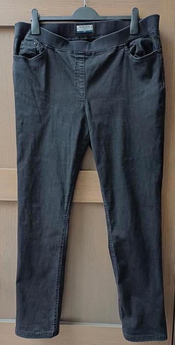 Brax  Raphaela - slim - zwart beschikbaar voor biedingen