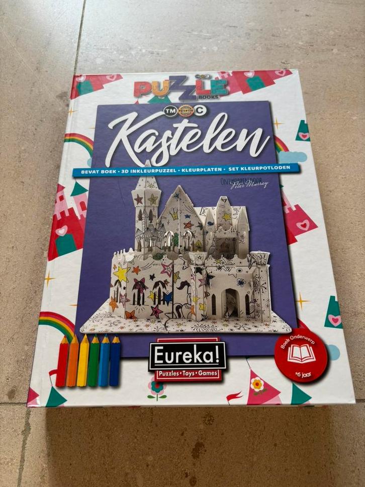 Kastelen 3D puzzel en boek, Kinderen en Baby's, Speelgoed | Kinderpuzzels, Gebruikt, Ophalen of Verzenden