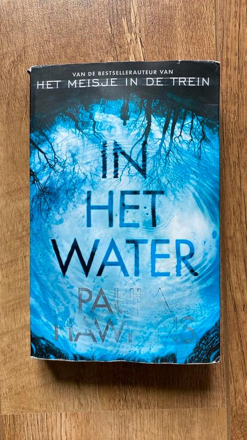 Paula Hawkins - In het water, Boeken, Thrillers, Gelezen, Ophalen of Verzenden