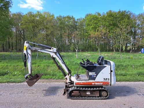 Bobcat 323 Minigraver - Graafmachine, Articles professionnels, Machines & Construction | Grues & Excavatrices, Excavatrice, Enlèvement