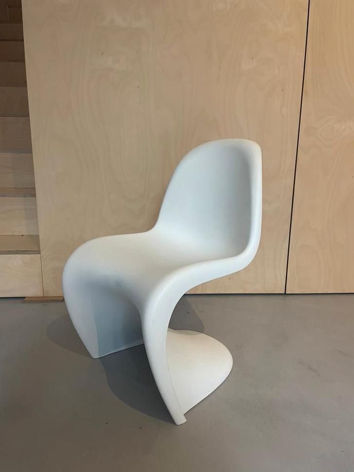 Vitra Verner Panton Junior design kinderstoel, Huis en Inrichting, Stoelen, Zo goed als nieuw, Eén, Kunststof, Wit, Ophalen