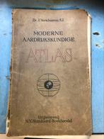 Moderne aardrijkskundige atlas, Ophalen of Verzenden, Gelezen