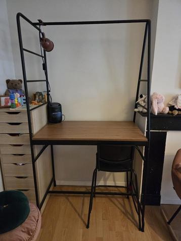 Table de bar IKEA (ou bureau haut) et chaise assortie, Enlèvement, Utilisé