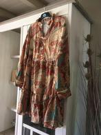 Nieuw mooi gekleurd kleedje Mt: Large, Overige kleuren, Maat 42/44 (L), Nieuw, Ophalen of Verzenden