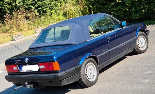 Bmw 318 an91 230mkm cuir mpack 1prop 7900€, Auto's, Oldtimers, Particulier, Elektrische ramen, Radio, BMW, Benzine, Cabriolet