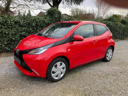 Toyota Aygo, Auto's, Toyota, Particulier, Aygo, ABS, Achteruitrijcamera, Airbags, Bluetooth, Climate control, Isofix, Mistlampen