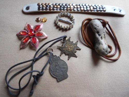 30 stuks fantasie juwelen, nieuw, Handtassen en Accessoires, Kettingen, Verstelbaar, Ophalen of Verzenden