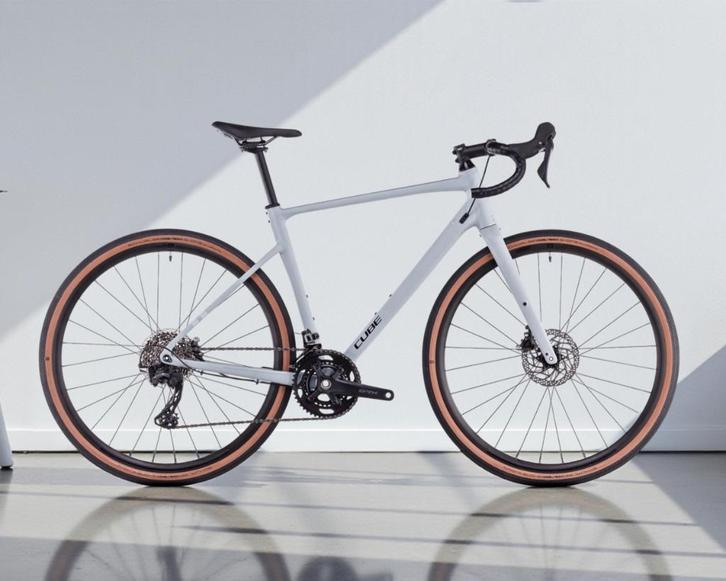 CUBE NUROAD RACE HAZE/GLOSS van: 1499 NU  1199, Fietsen en Brommers, Fietsen | Heren | Sportfietsen en Toerfietsen, Nieuw, Overige merken