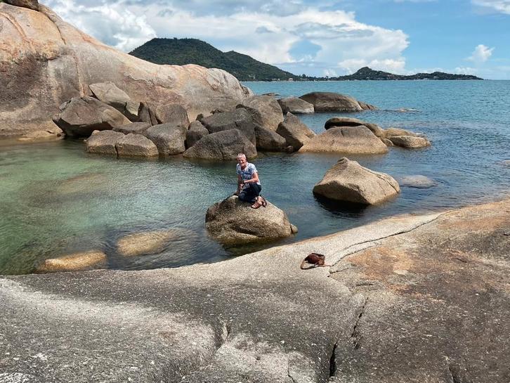 Gezeldschap, Contacten en Berichten, Man zoekt Vrouw